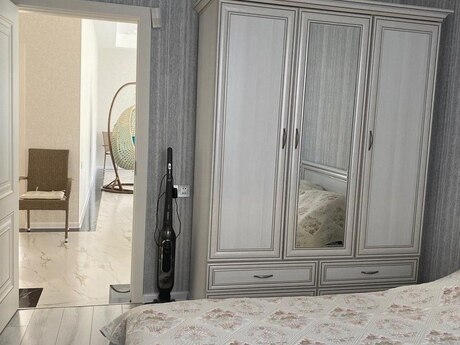 4 otaqlı həyət evi/bağ evi - Mərdəkan q. - 120 m²