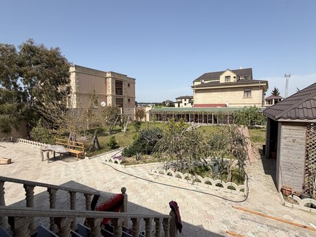 5 otaqlı həyət evi/bağ evi - Sea Breeze q. - 190 m²