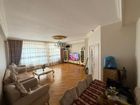 Elan №6099442 - Bakı, İnşaatçılar m., 4 otaqlı, 135 m², 12/17 mərtəbə
