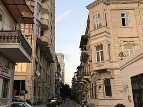 Elan №6099467 - Bakı, Sahil m., 3 otaqlı, 95 m², 1/5 mərtəbə