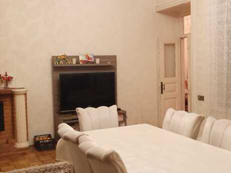 3 otaqlı köhnə tikili - Sahil m. - 95 m²