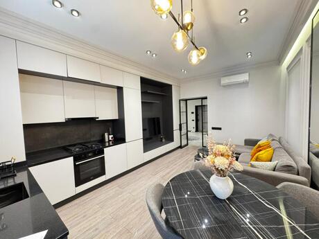 3 otaqlı yeni tikili - 28 May m. - 110 m²