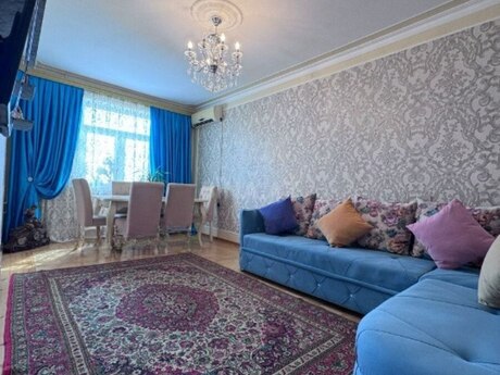 3 otaqlı köhnə tikili - Yeni Günəşli q. - 80 m²