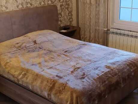 4 otaqlı köhnə tikili - Azadlıq Prospekti m. - 115 m²