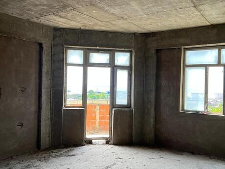 4 otaqlı yeni tikili - Xətai r. - 168.5 m²