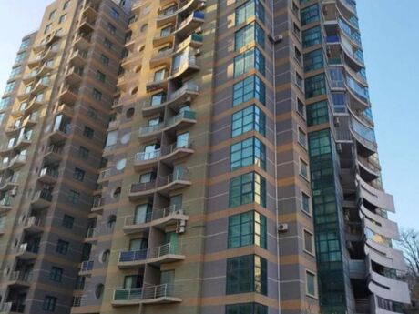 4 otaqlı yeni tikili - 28 May m. - 205 m²