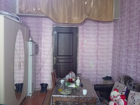 1 otaqlı köhnə tikili - Elmlər Akademiyası m. - 20 m²