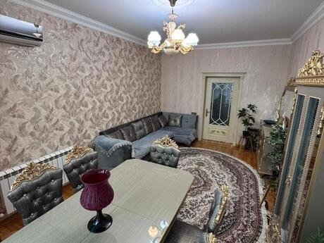 3 otaqlı yeni tikili - 8 Noyabr m. - 100 m²