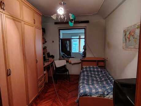3 otaqlı köhnə tikili - Elmlər Akademiyası m. - 84 m²