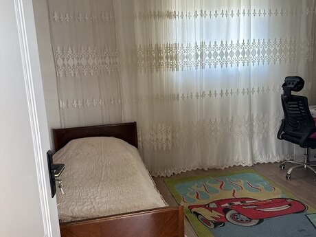 5 otaqlı həyət evi/bağ evi - Hövsan q. - 130 m²
