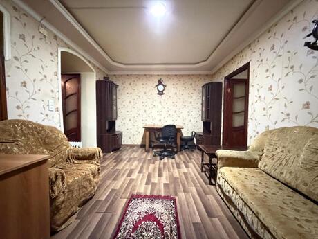 Elan №6099622 - Bakı, İçəri Şəhər m., 2 otaqlı, 65 m², 1/5 mərtəbə