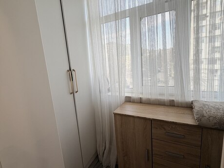 3 otaqlı köhnə tikili - Bakıxanov q. - 85 m²