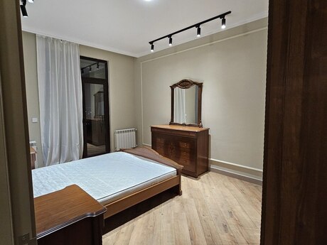 2 otaqlı yeni tikili - Dərnəgül m. - 85 m²