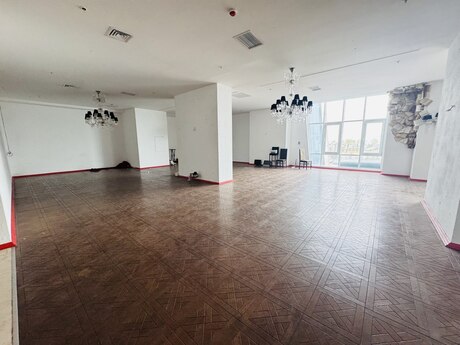 6 otaqlı ofis - Şah İsmayıl Xətai m. - 440 m²