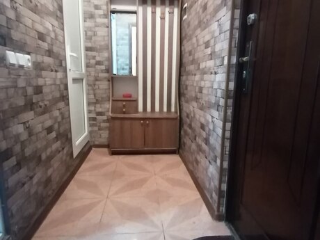 2 otaqlı köhnə tikili - 7-ci mikrorayon q. - 40 m²