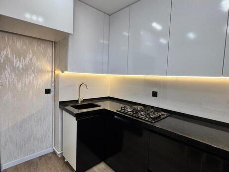 2 otaqlı köhnə tikili - Xalqlar Dostluğu m. - 60 m²