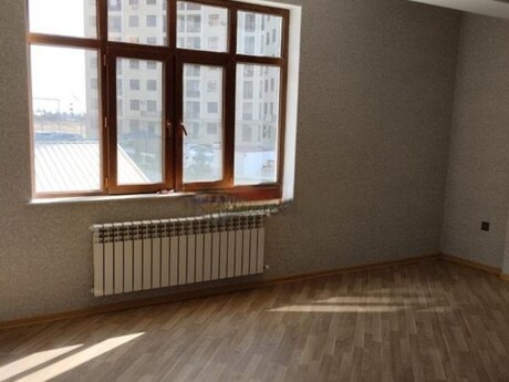 4 otaqlı yeni tikili - Bibiheybət q. - 133 m²