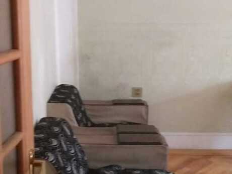 4 otaqlı köhnə tikili - 8 Noyabr m. - 110 m²