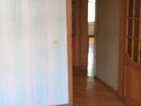 4 otaqlı köhnə tikili - 8 Noyabr m. - 110 m²
