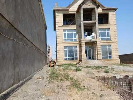 11 otaqlı həyət evi/bağ evi - Sahil q. - 600 m²