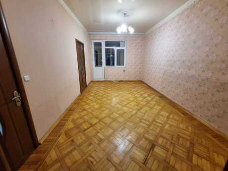 2 otaqlı köhnə tikili - Azadlıq Prospekti m. - 55 m²