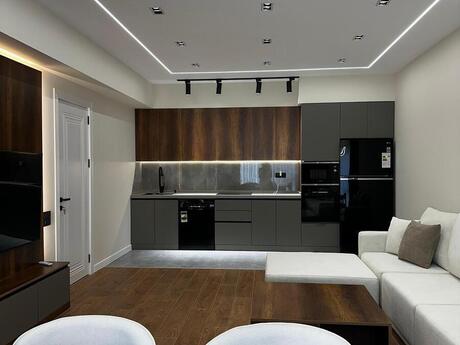3 otaqlı yeni tikili - Şah İsmayıl Xətai m. - 100 m²