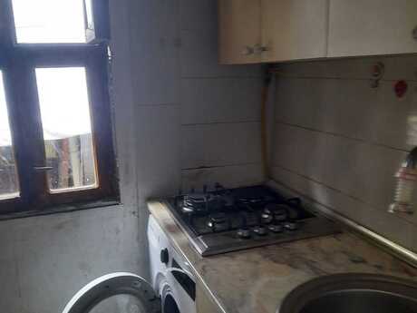 Elan №6099855 - Bakı, 28 May m., 2 otaqlı, 55 m², 2/3 mərtəbə