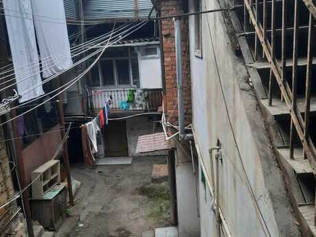 2 otaqlı köhnə tikili - 28 May m. - 55 m²