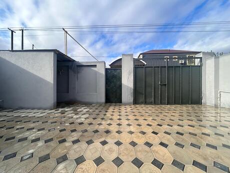 7 otaqlı həyət evi/bağ evi - Saray q. - 200 m²