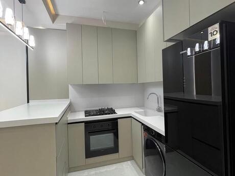 2 otaqlı yeni tikili - 8 Noyabr m. - 70 m²