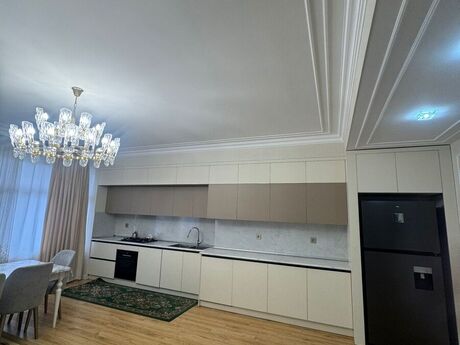 3 otaqlı yeni tikili - Nərimanov r. - 200 m²