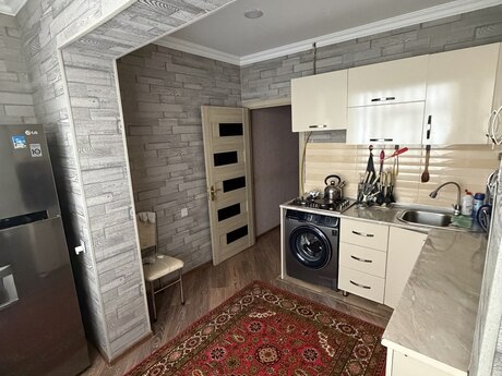 2 otaqlı köhnə tikili - Köhnə Günəşli q. - 48 m²