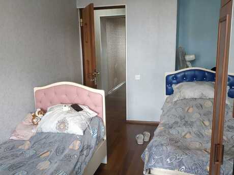 3 otaqlı köhnə tikili - Biləcəri q. - 85 m²