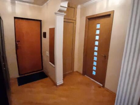3 otaqlı köhnə tikili - 20 Yanvar m. - 90 m²