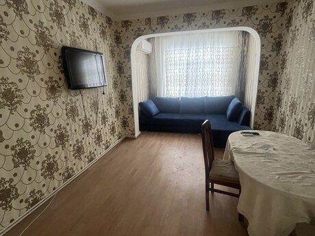 2 otaqlı köhnə tikili - Memar Əcəmi m. - 55 m²