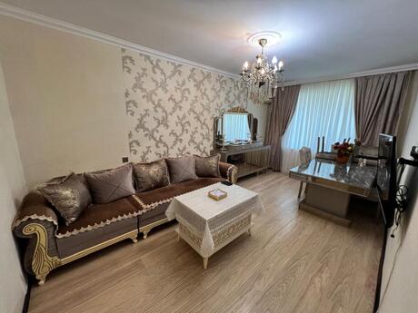 4 otaqlı köhnə tikili - Neftçilər m. - 80 m²