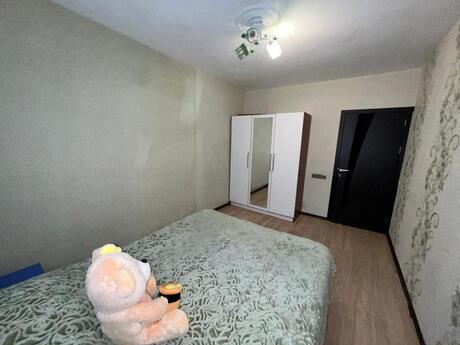 4 otaqlı köhnə tikili - Neftçilər m. - 80 m²