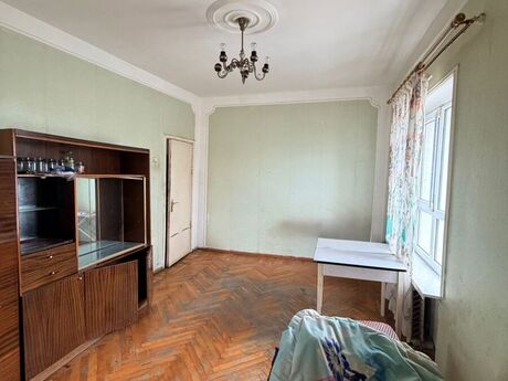 1 otaqlı köhnə tikili - Neftçilər m. - 35 m²