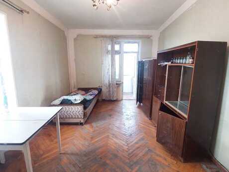 1 otaqlı köhnə tikili - Neftçilər m. - 35 m²