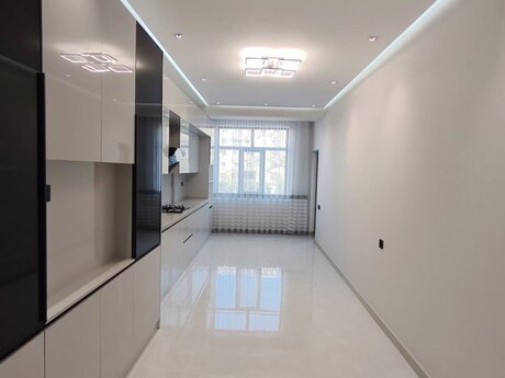 3 otaqlı yeni tikili - Xalqlar Dostluğu m. - 148 m²