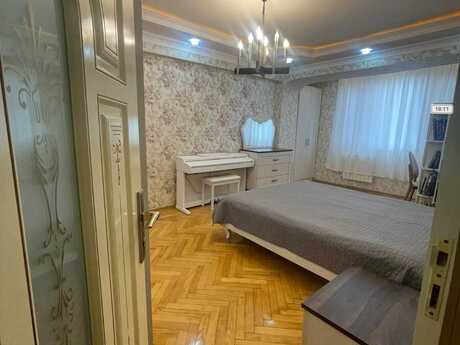 3 otaqlı köhnə tikili - Nəriman Nərimanov m. - 90 m²