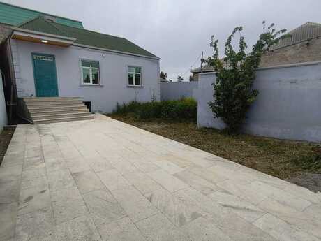 4 otaqlı həyət evi/bağ evi - Balaxanı q. - 140 m²
