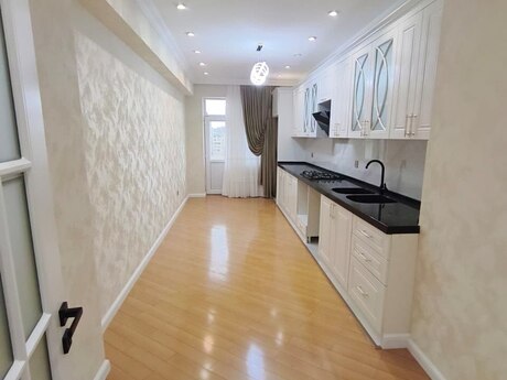 3 otaqlı yeni tikili - Əhmədli m. - 135 m²