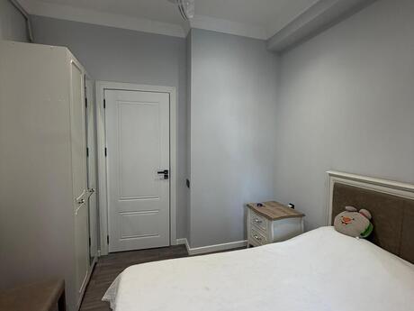 3 otaqlı yeni tikili - Şah İsmayıl Xətai m. - 80 m²