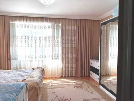 2 otaqlı köhnə tikili - Lökbatan q. - 54 m²