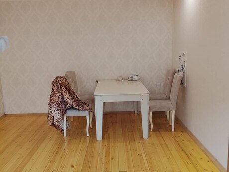 3 otaqlı həyət evi/bağ evi - Yeni Ramana q. - 80 m²
