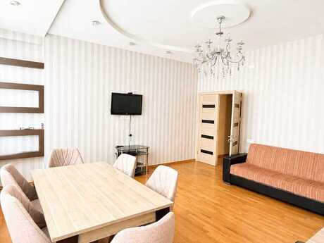 3 otaqlı yeni tikili - Şah İsmayıl Xətai m. - 100 m²