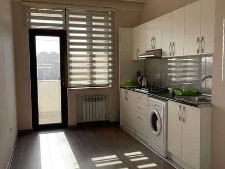 3 otaqlı yeni tikili - İnşaatçılar m. - 140 m²