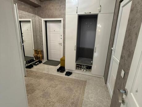 3 otaqlı yeni tikili - İnşaatçılar m. - 72 m²