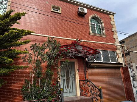 5 otaqlı həyət evi/bağ evi - Xalqlar Dostluğu m. - 180 m²